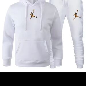 White Hoodie and Sweatpants Set with Logo Jordan